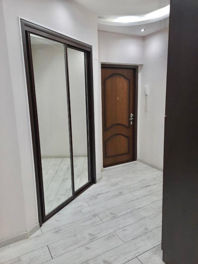 Жк Самал Де Люкс Apartamento Almaty Exterior foto